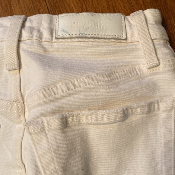 Re/Done women’s white jeans - size 25- distressing - raw hem - Picture 6 of 7